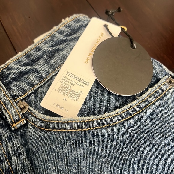 NWT Jean shorts size 26 - Picture 2 of 3